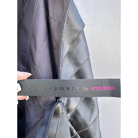 Development By erica davis Y2K 100% Silk Tiered Cascade Ruffles Skirt Sz 2 Luxe - Picture 11 of 12